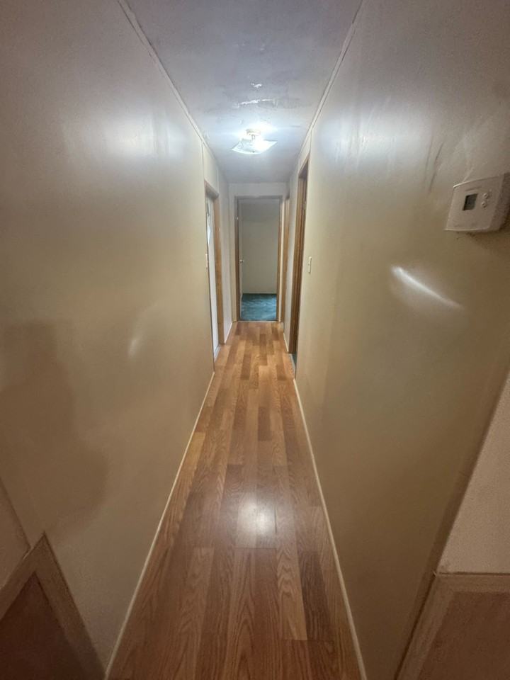 1418 Stamps St #1 - Photo 7 of 10