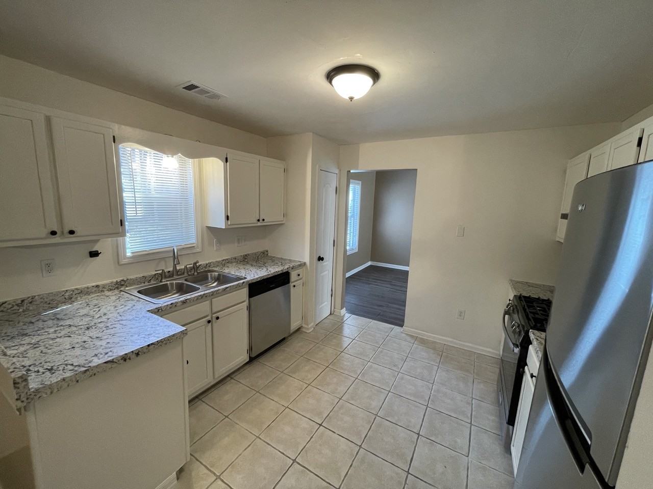 1403 Chasewind Ct #1 - Photo 6 of 22