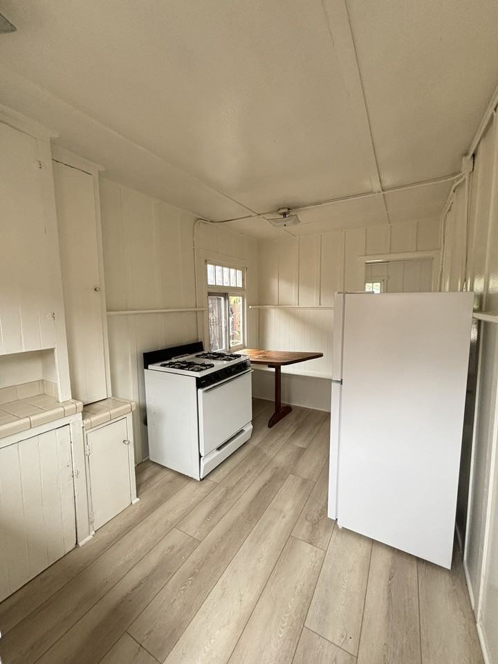 4989 Cape May Ave #4989 - Photo 3 of 6