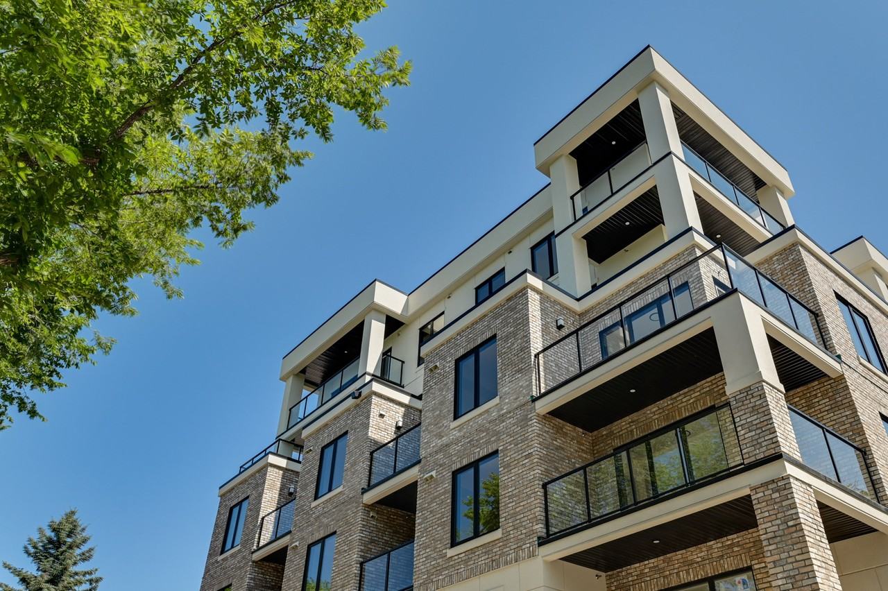 The Brickyard off 4th - Photo 5 of 21