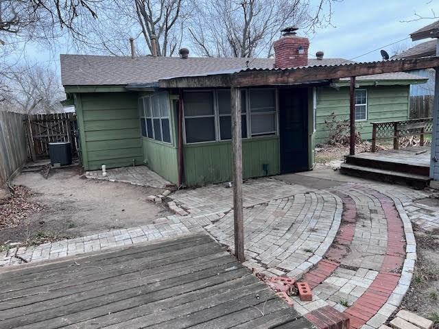 5213 N Dawson Dr #1 - Photo 3 of 17