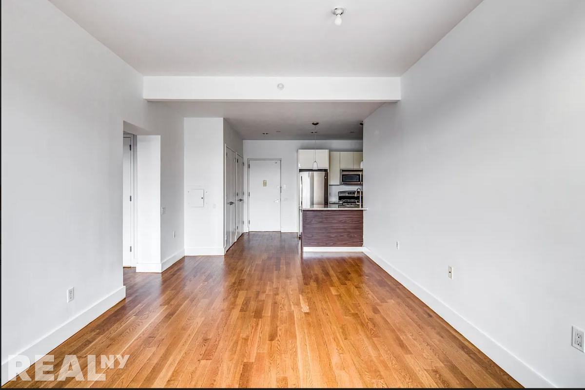 Bergen St #202 - Photo 6 of 9