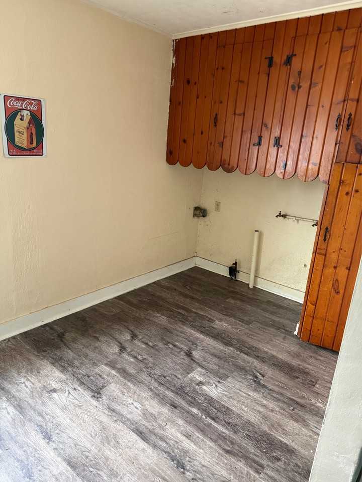 1233 2nd Ave S #1 - Photo 2 of 10