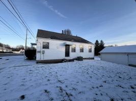 featured image of 932 Headley St #1