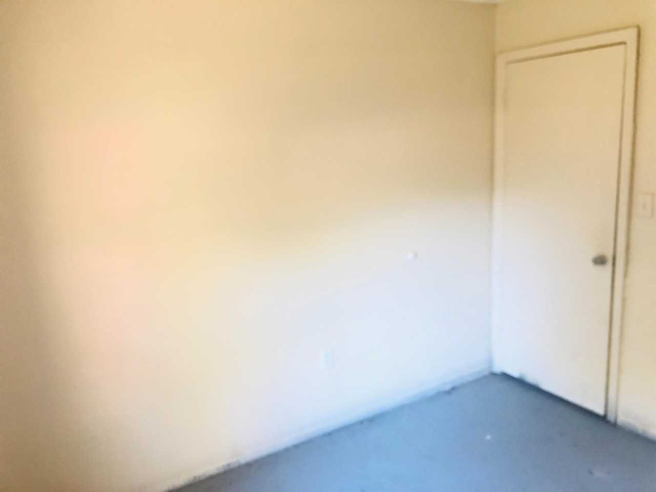 696 Kilgore St #10 - Photo 7 of 9