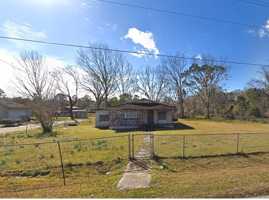 featured image of 1570 Ne 216th St #1