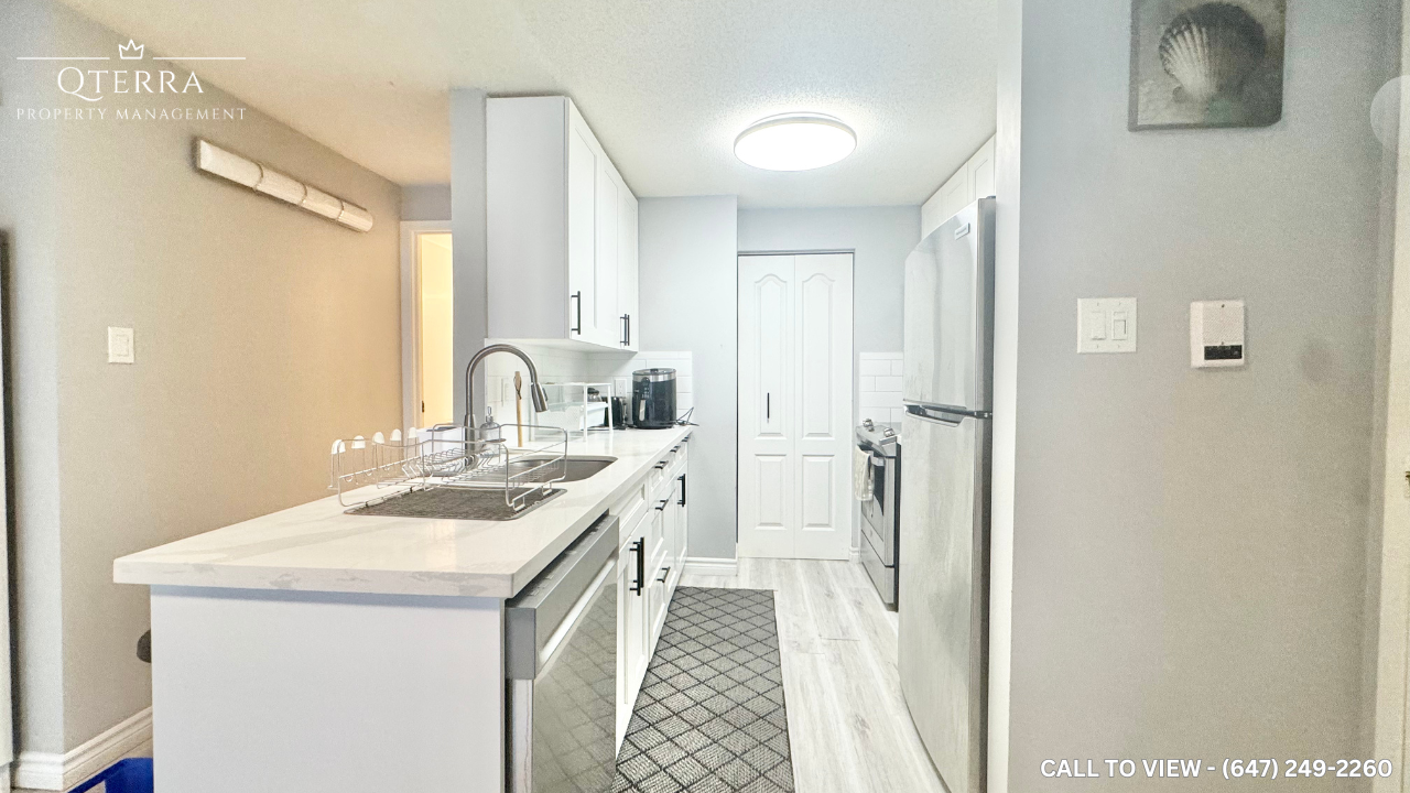 304-30 Bridge St W, Kitchener, Ontario N2K 1K4 - Photo 2 of 8