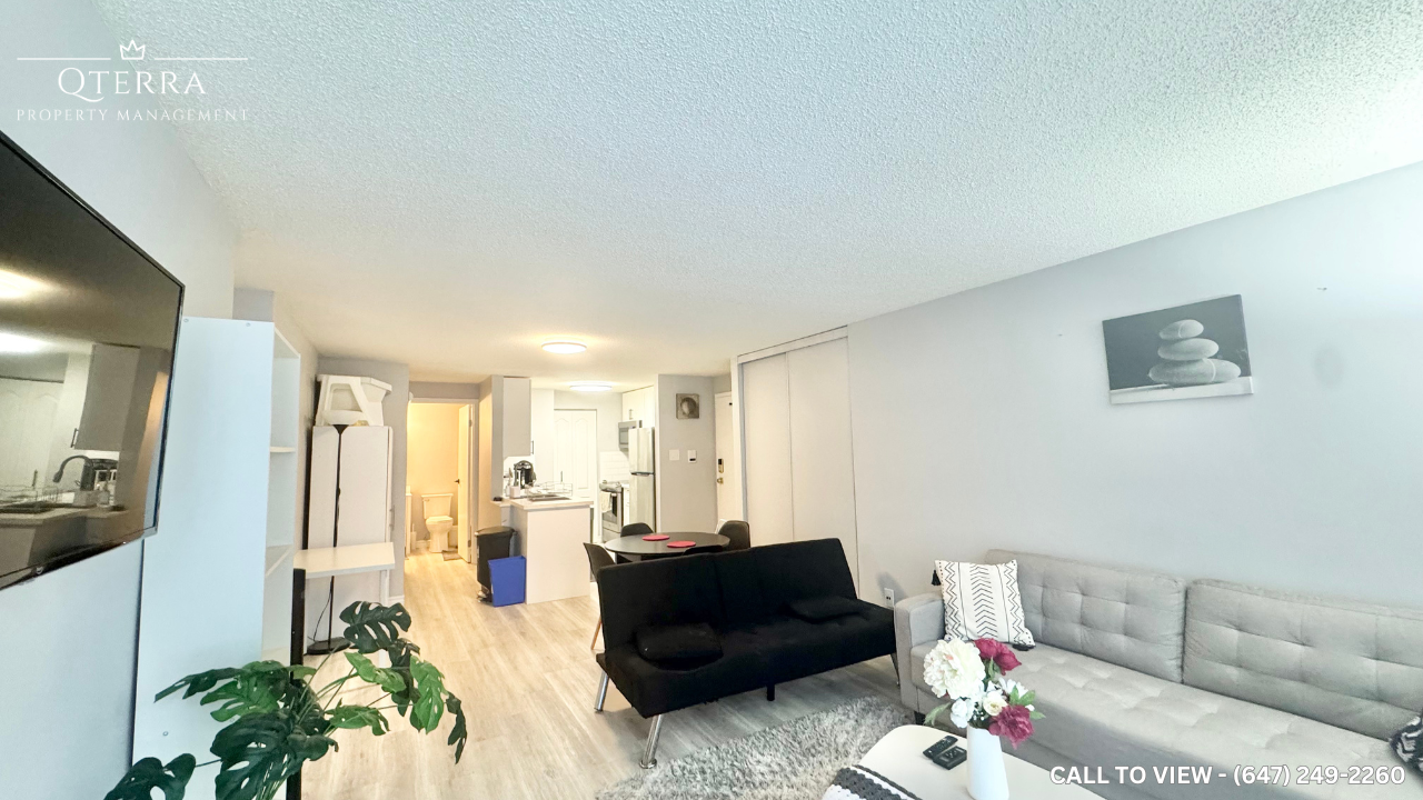 304-30 Bridge St W, Kitchener, Ontario N2K 1K4 - Photo 3 of 8