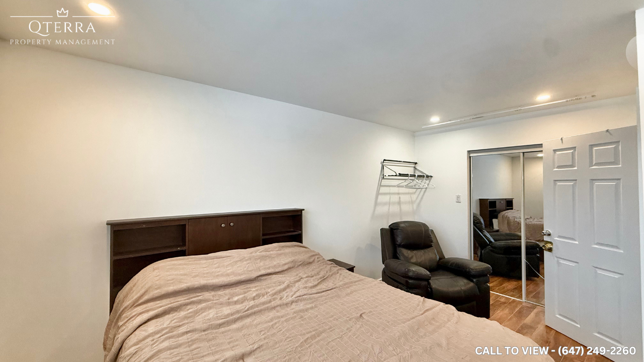 1-27 Murchison Crescent, Etobicoke, Ontario M9V 3P5 - Photo 6 of 11