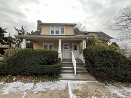 featured image of 3023 Harvard Ave #2