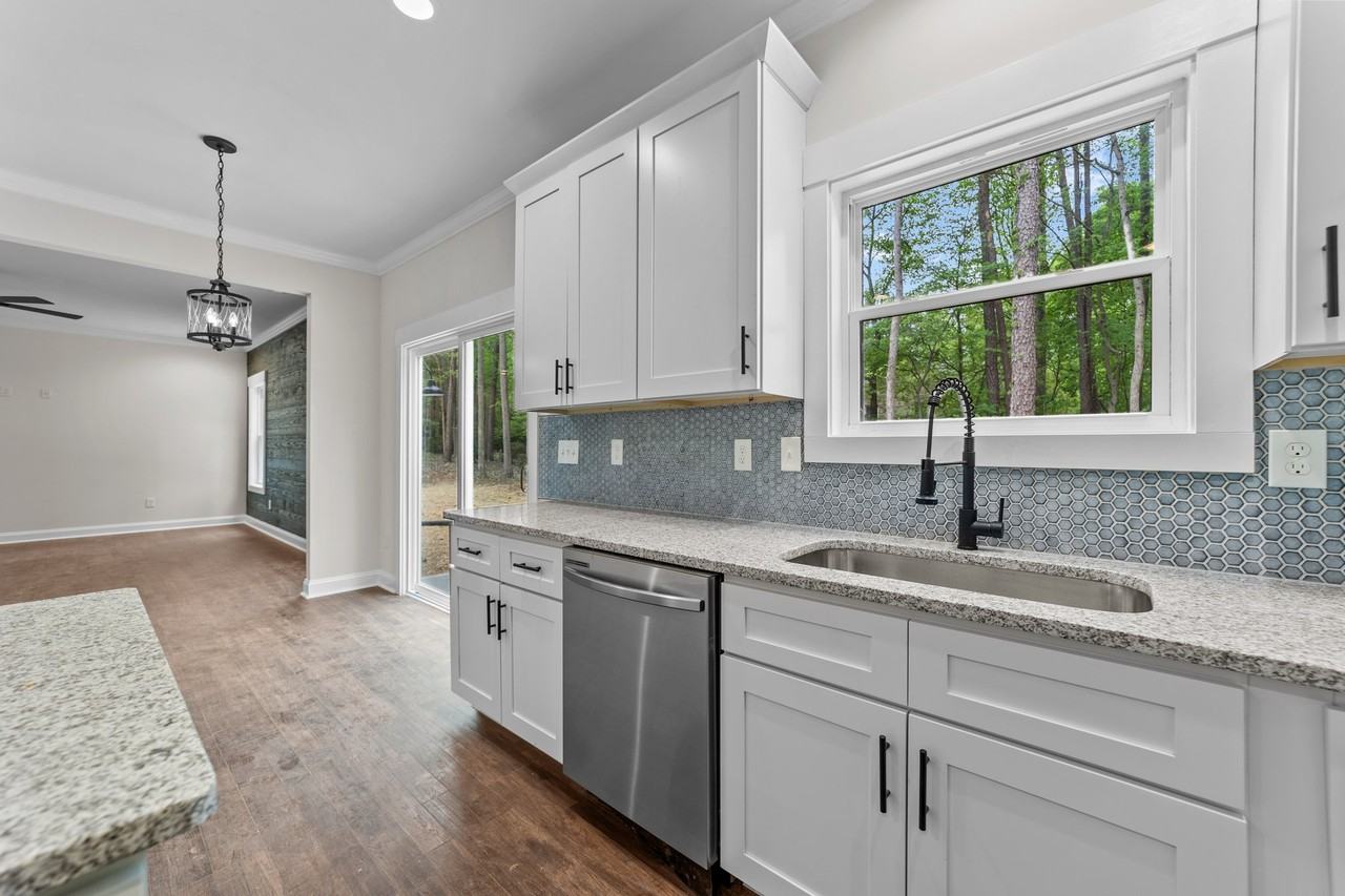 4050 Daugherty Rd #1 - Photo 3 of 40