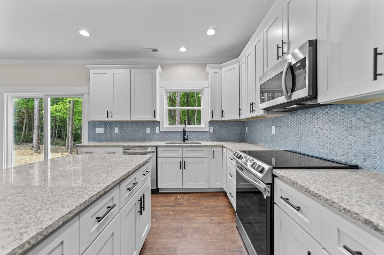 4050 Daugherty Rd #1 - Photo 5 of 40