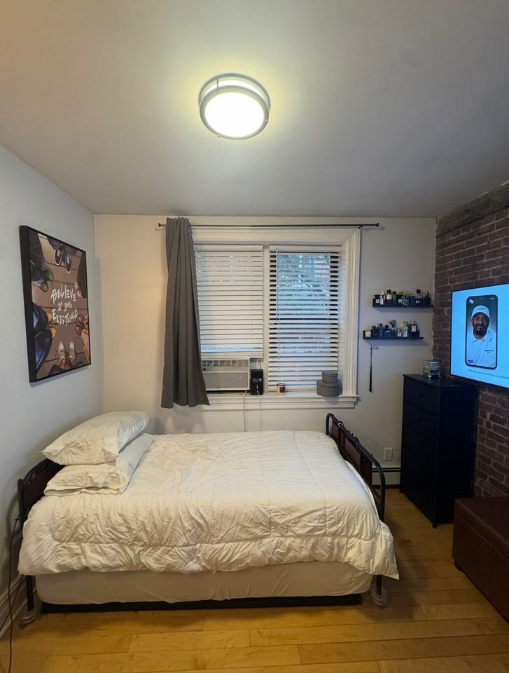 254 1st Street - 1Apt 1 #1 - Photo 7 of 10