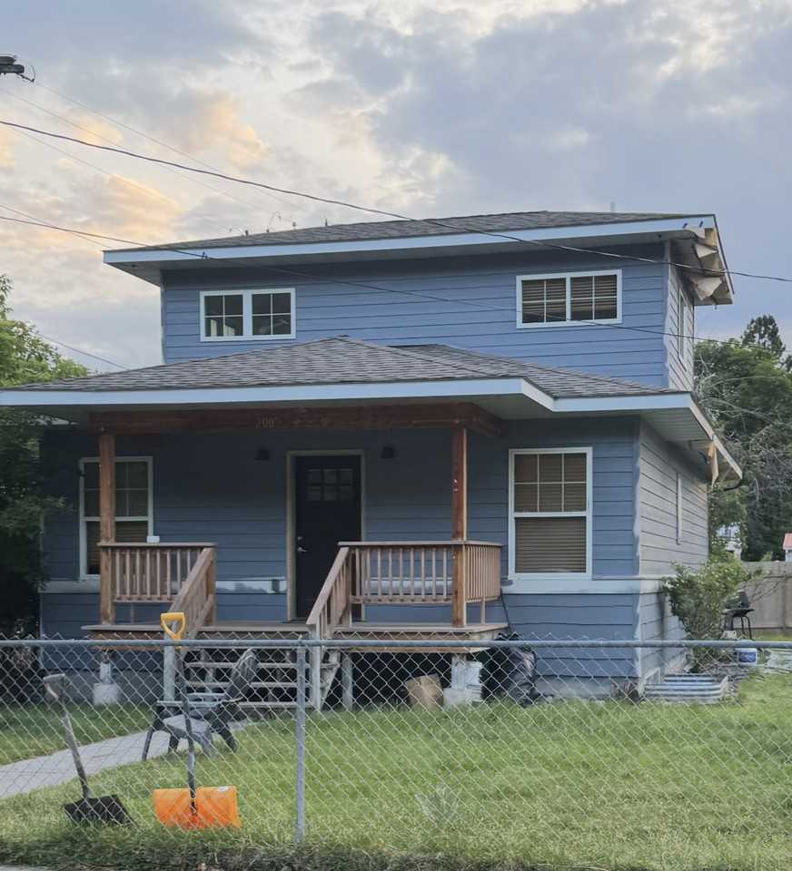 2009 Maurice Ave #1 - Photo 2 of 2