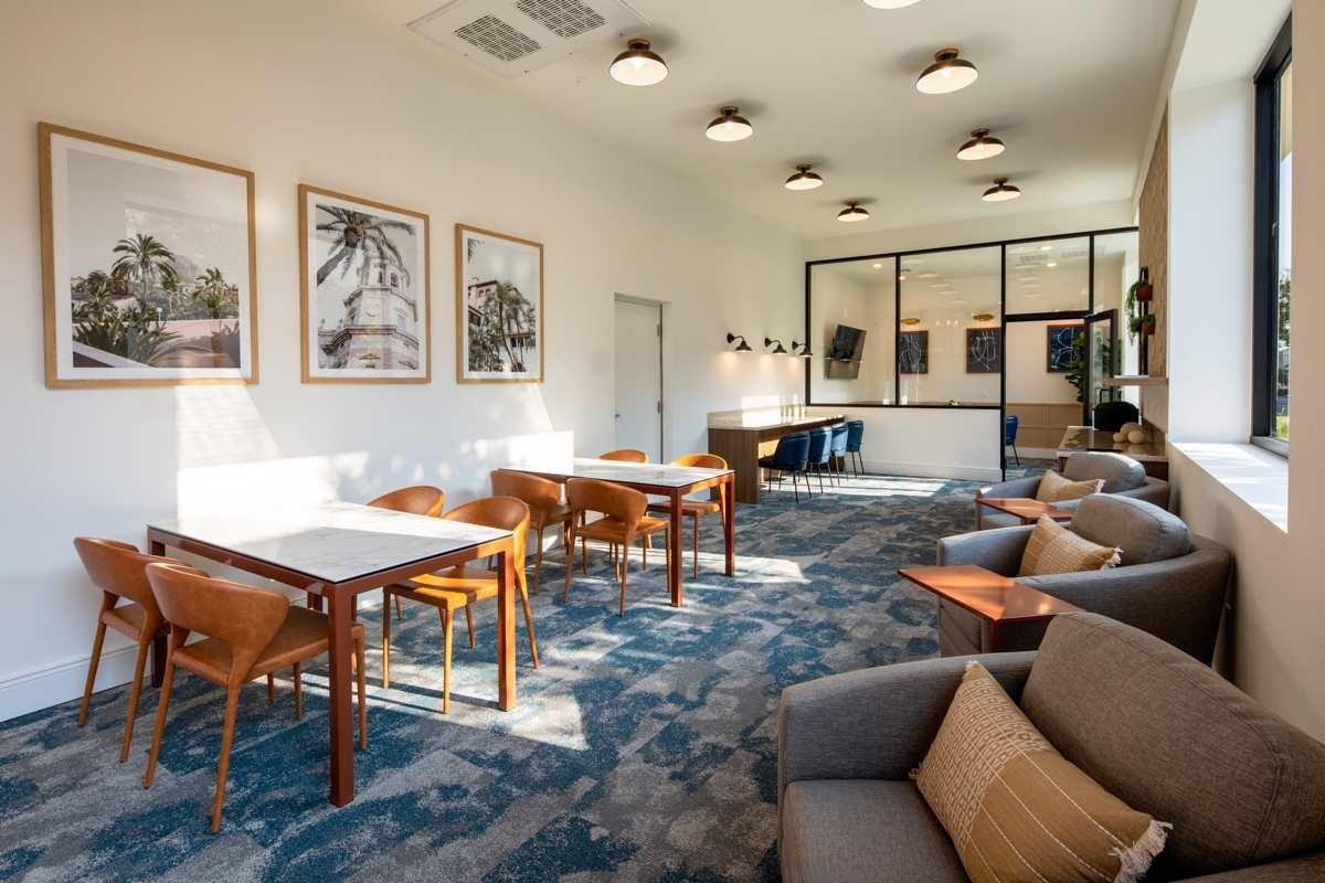 850 N Azusa Ave