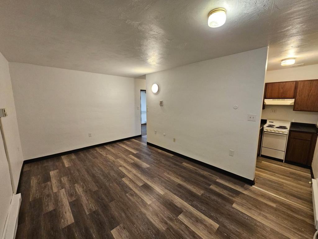 700 Mckean Ave - Photo 3 of 5