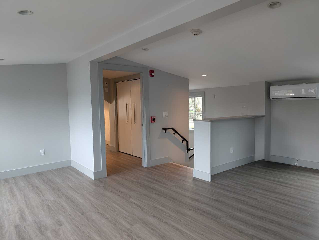 15 Myrtle Ave #10A - Photo 4 of 7