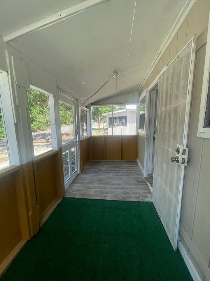 919 S Washington Ave - Photo 2 of 18