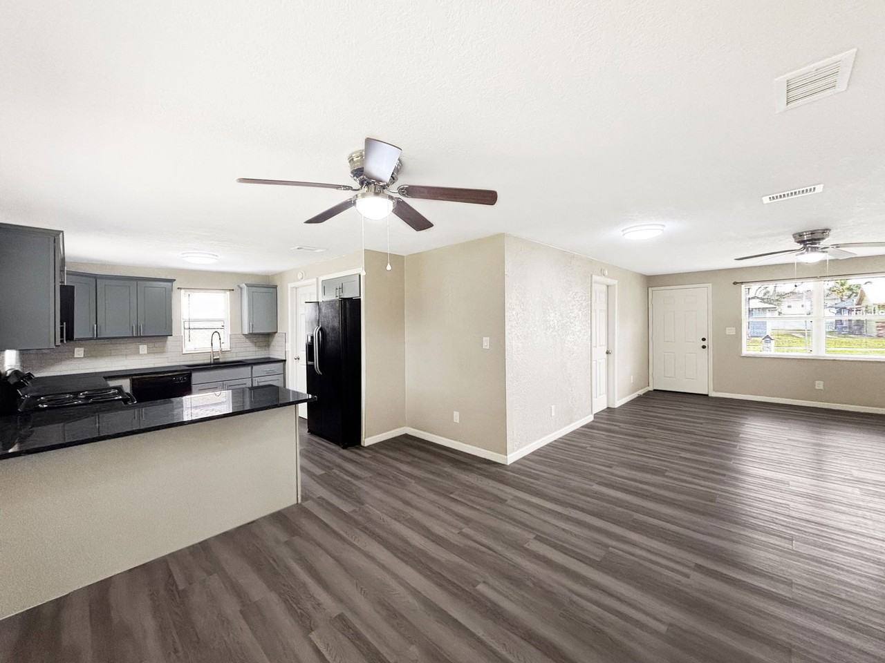 122 Drew Ave - Photo 6 of 28