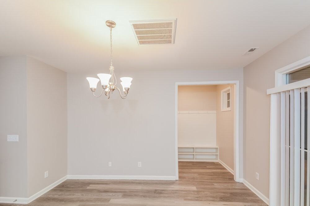 141 Pearson Pl - Photo 6 of 17