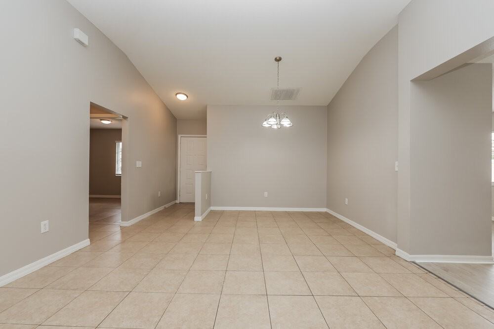 1209 Alpine Lake Dr - Photo 4 of 16