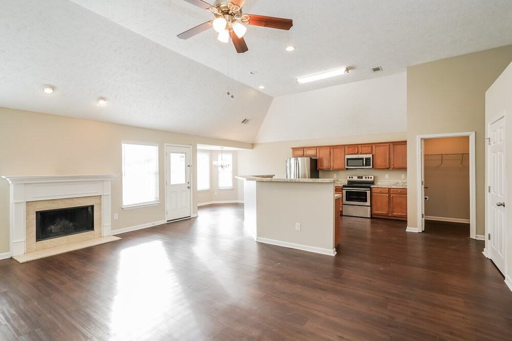 1918 Portview Dr - Photo 3 of 16