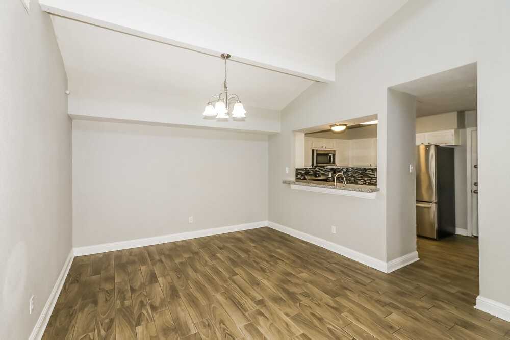 4167 Amir St - Photo 6 of 16