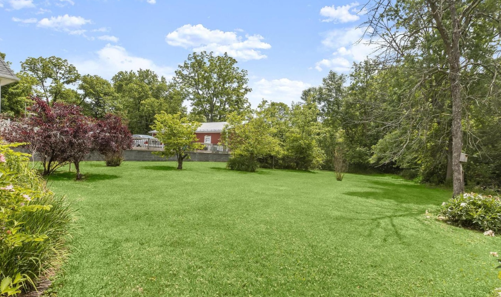 17335 N Seton Ave - Photo 2 of 8