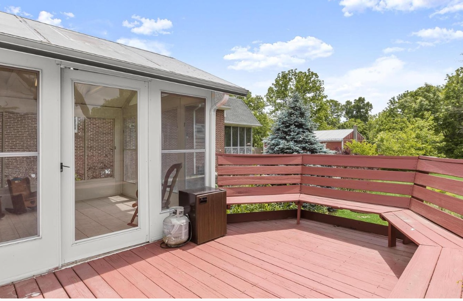 17335 N Seton Ave - Photo 3 of 8