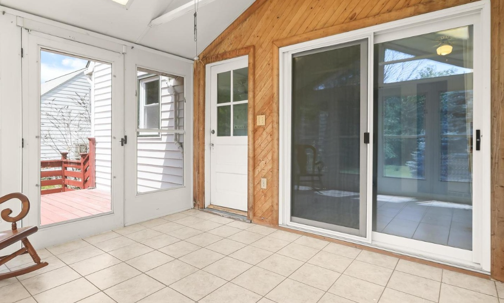 17335 N Seton Ave - Photo 4 of 8