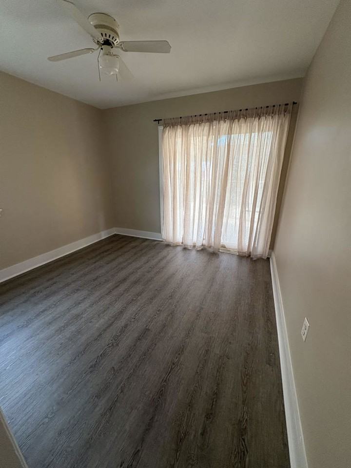 17335 N Seton Ave - Photo 7 of 8