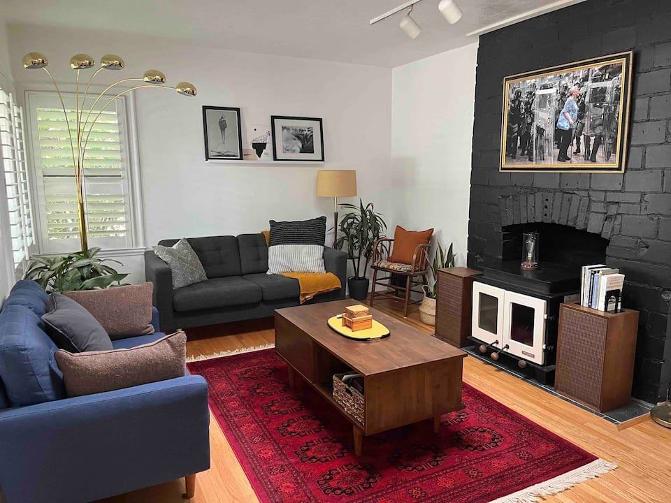 1421 E 3045 S - Photo 2 of 24