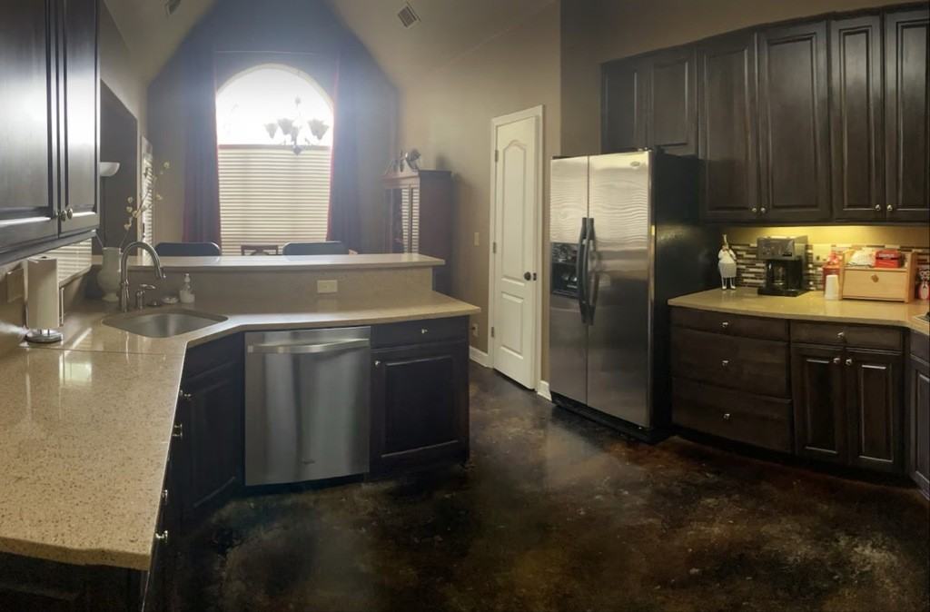 227 Lookout Cir - Photo 4 of 8