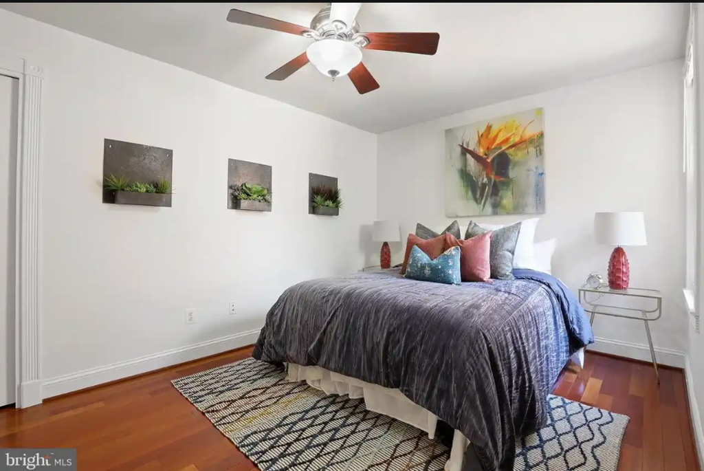 610 3rd St Se #7 - Photo 6 of 8