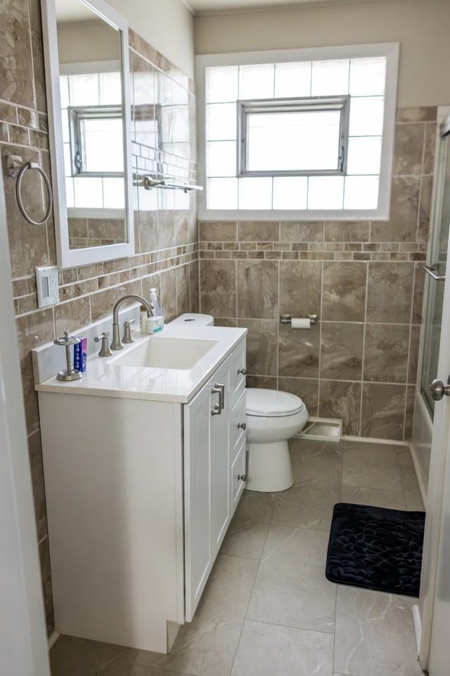 10934 Oxford Ave - Photo 4 of 22