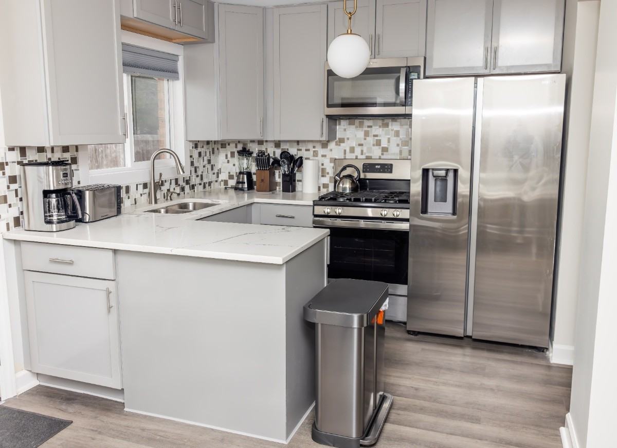 10934 Oxford Ave - Photo 5 of 22