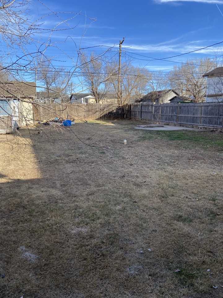 1214 N Manhattan St #1214 - Photo 3 of 5