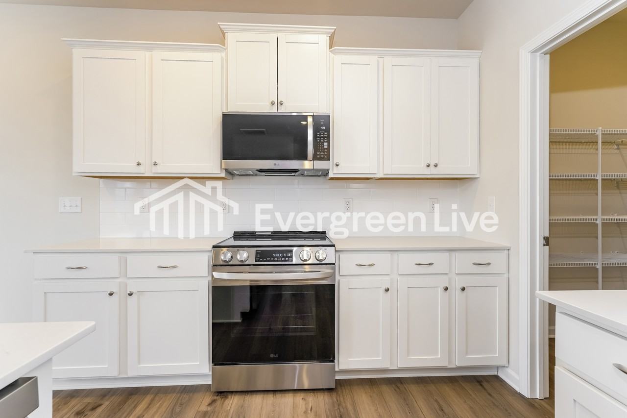 829 Pear Blossom Ct - Photo 4 of 16