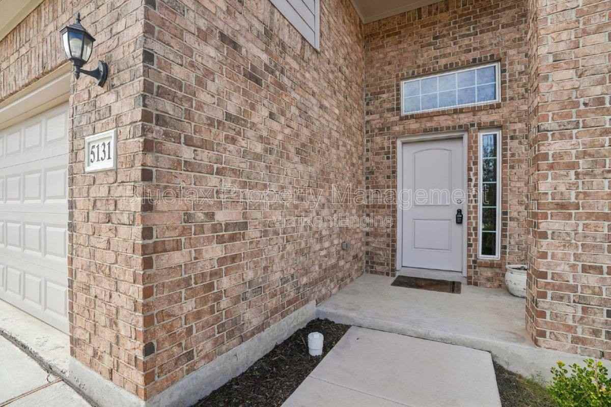 5131 Longhorn Riv - Photo 3 of 10