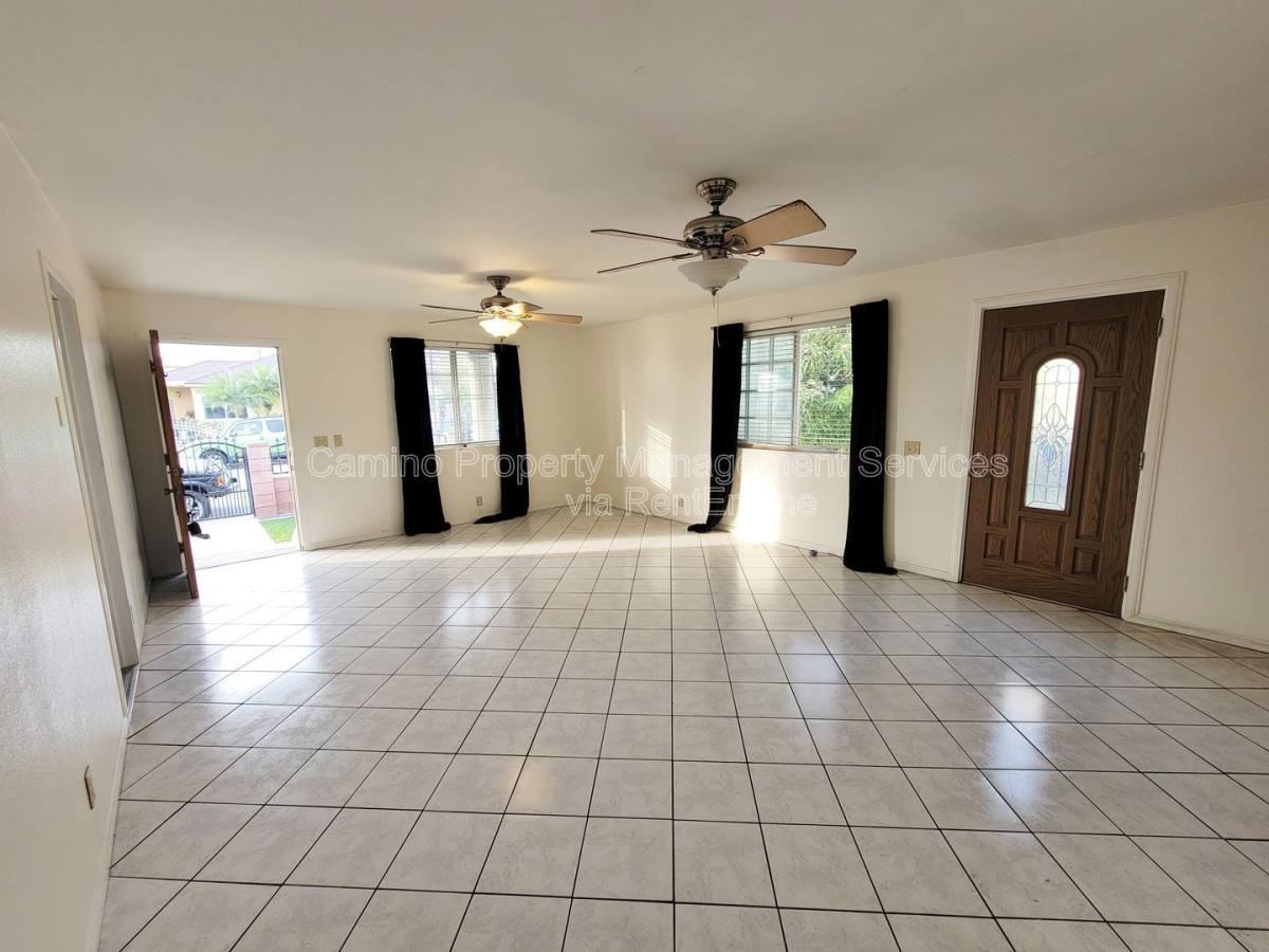 734 Williamson Ave - Photo 4 of 10