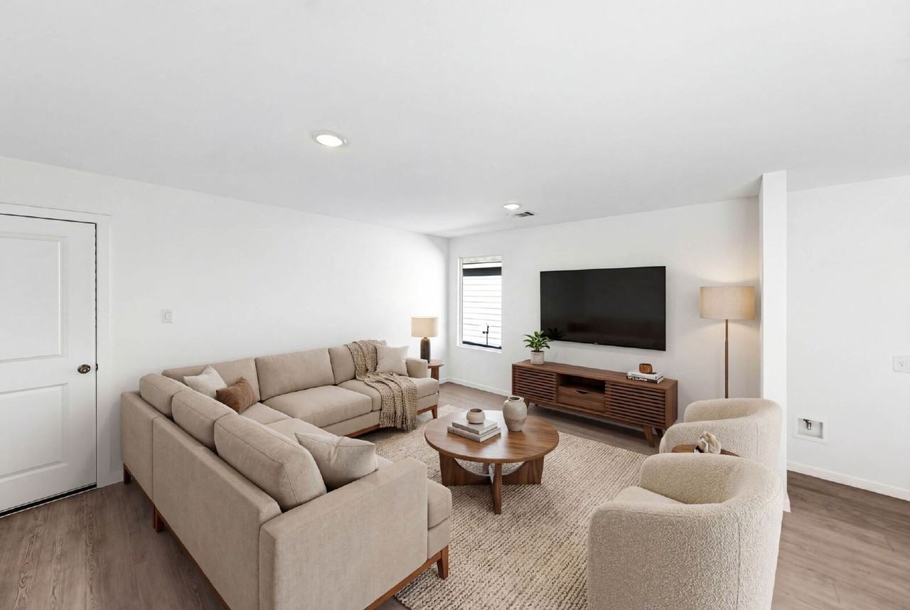 3822 Glade Crk - Photo 5 of 40