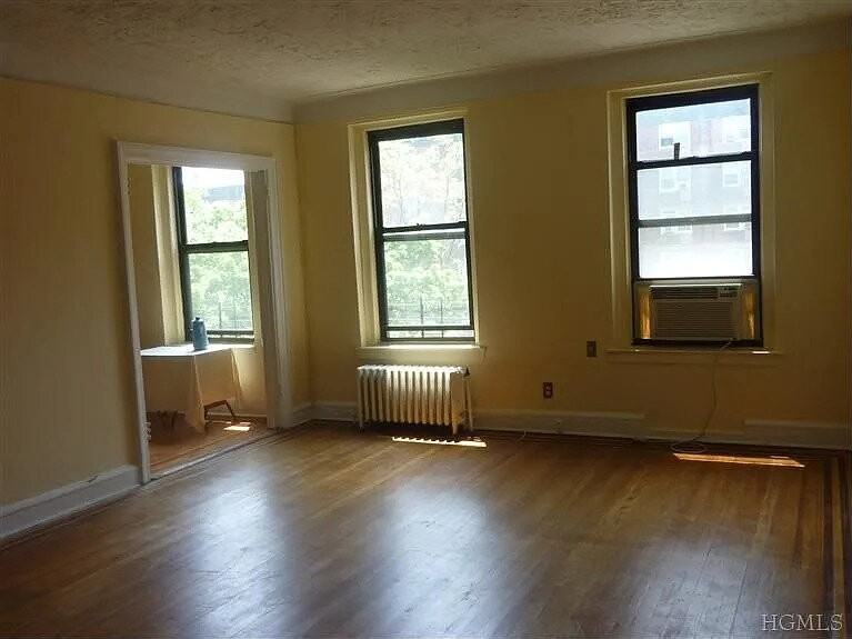 100 Pelham Rd - Photo 5 of 12