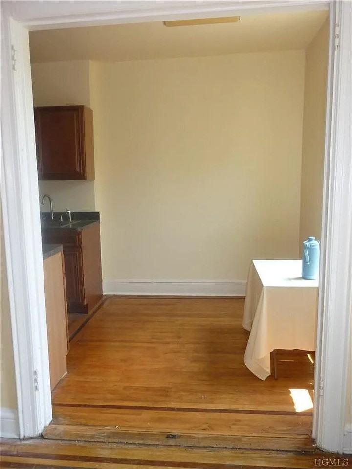 100 Pelham Rd - Photo 7 of 12