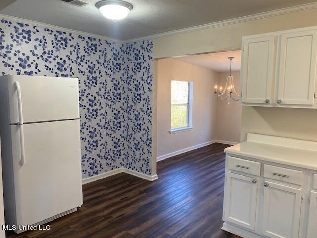 17260 Lakeview Rd - Photo 3 of 17