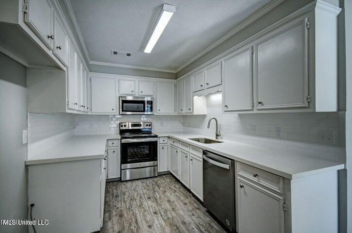 229 Brendalwood Blvd - Photo 6 of 17