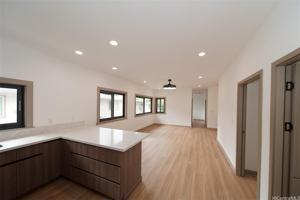 featured image of 2056 10th Ave