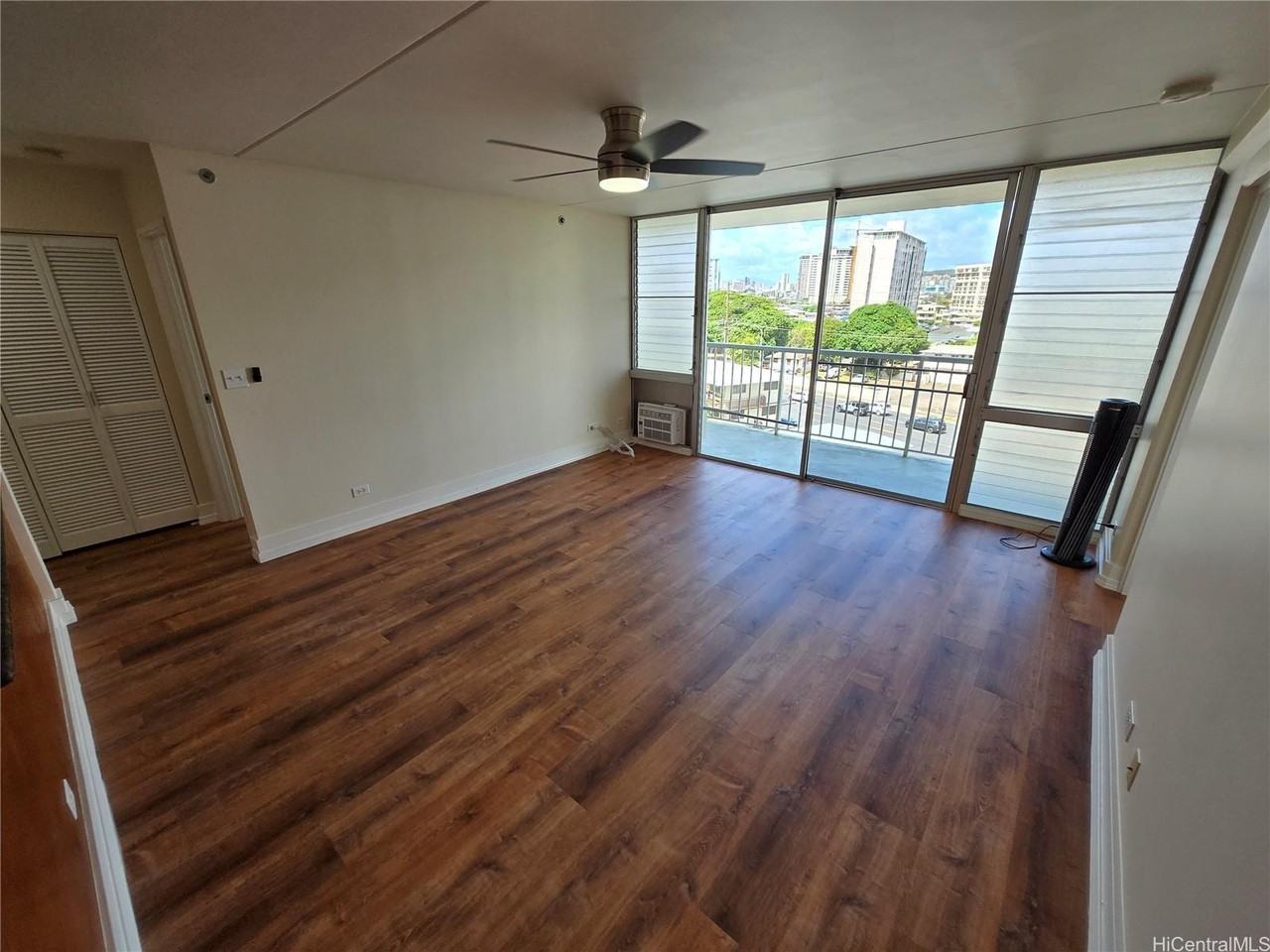 2522 Date St #603 - Photo 7 of 18