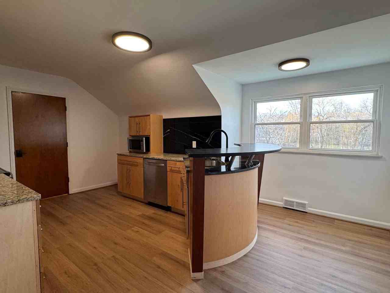 2237 Evergreen Rd #5 - Photo 2 of 15