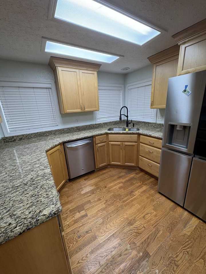 15111 Se Mcgillivray Blvd - Photo 3 of 16