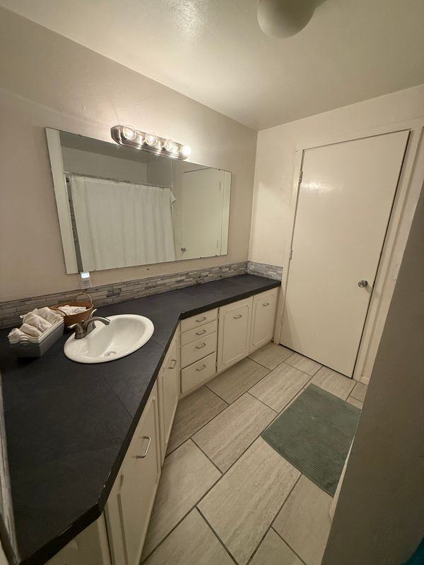 610 Spencer Ct - Photo 3 of 18